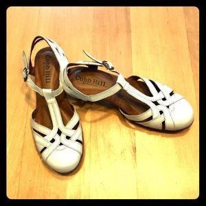 Cobb Hill by New Balance